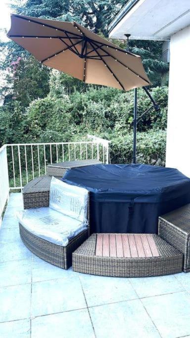 Apartment Appart 10Personnes Terrasse Vue Loire, Parkings Voitures Velos,10Min Centre Blois,40Min Zoo Beauval *