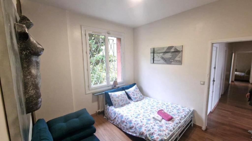 Appart 10Personnes Terrasse Vue Loire, Parkings Voitures Velos,10Min Centre Blois,40Min Zoo Beauval * Blois