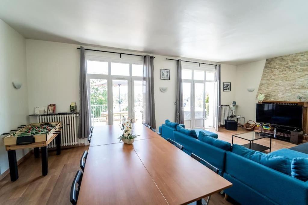 Appart 10Personnes Terrasse Vue Loire, Parkings Voitures Velos,10Min Centre Blois,40Min Zoo Beauval Apartment Blois